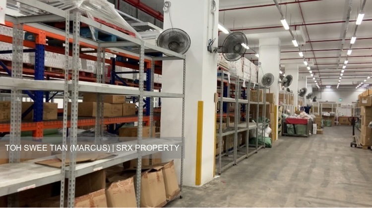 Tampines Bldg near Safra (D18), Warehouse #606293661